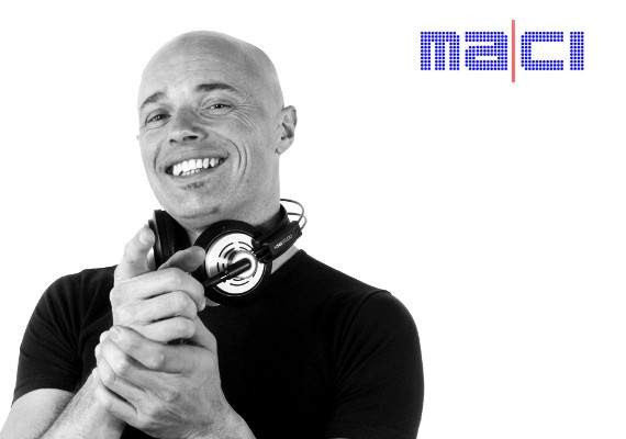 Deejay e produttore discografico, comincia la sua carriera nel 1987. Il DJ veneziano, famoso per i suoi set a Piazza San Marco, coordinato per moltissimi eventi dall'AD Balich, imprime al suo viaggio musicale, la sua personalita' poliedrica.